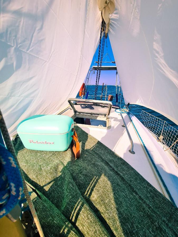 Sirius - Boat House 호텔 오양 외부 사진